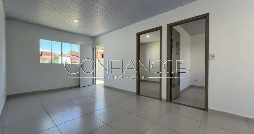 Casa com 2 quartos à venda na Rua Santa Lúcia, Cajuru, Curitiba