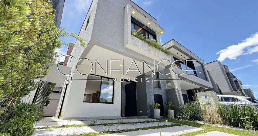 Casa em condomínio fechado com 3 quartos para alugar na Rua Irma Schreiner Maran, 475, Santa Cândida, Curitiba