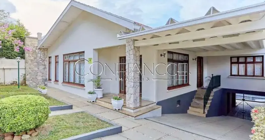 Casa com 4 quartos à venda na Rua Antônio Grade, Vista Alegre, Curitiba