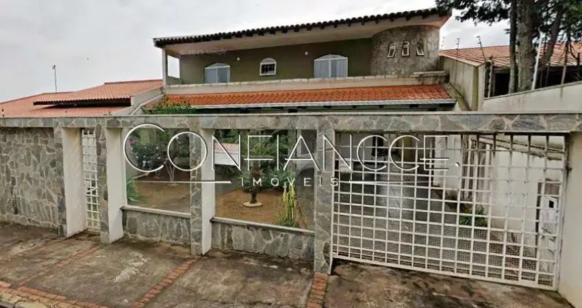 Casa com 3 quartos à venda na Rua Azulinho, Vila Aymoré, Arapongas