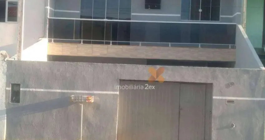 Sobrado com 3 dormitórios à venda, 160 m² por R$ 483.000,00 - Uberaba - Curitiba/PR