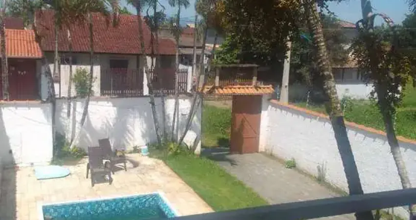 Sobrado com 3 dormitórios à venda, 80 m² por R$ 400.000 - Jardim Regina - Itanhaém/SP
