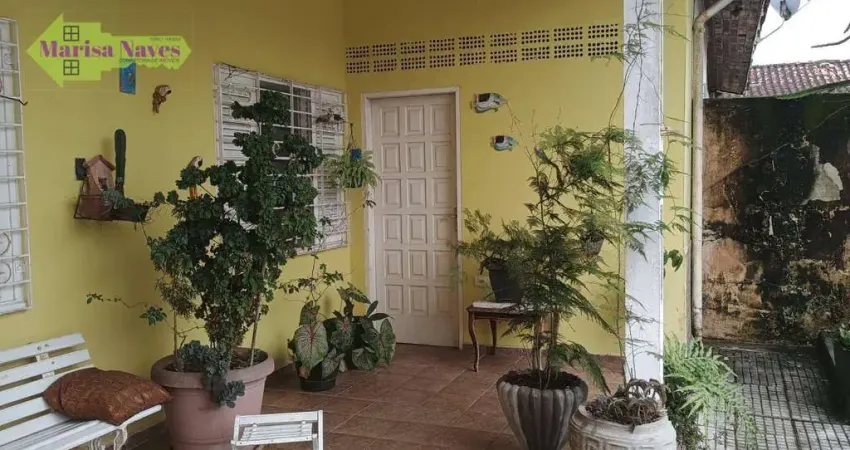 Casa com 3 dormitórios à venda, 90 m² por R$ 430.000 - Corumbá - Itanhaém/SP