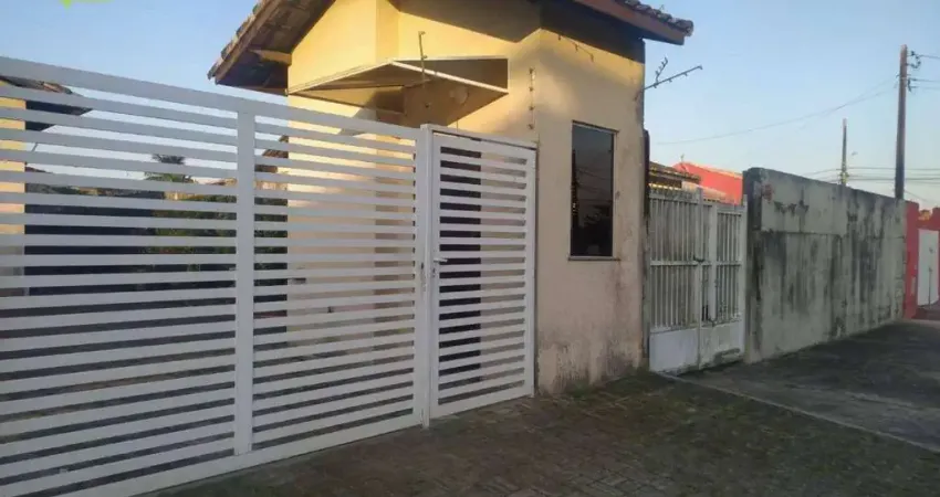 Casa com 2 dormitórios à venda, 50 m² por R$ 196.500,00 - Estância Balneária de Itanhaém - Itanhaém/SP
