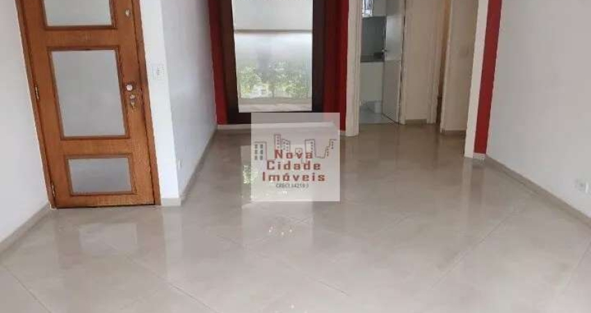Moema! Apto. 132 m² (3 dorms c/ 1 suíte) 3 banhs. 1 vaga à venda, - AP2945