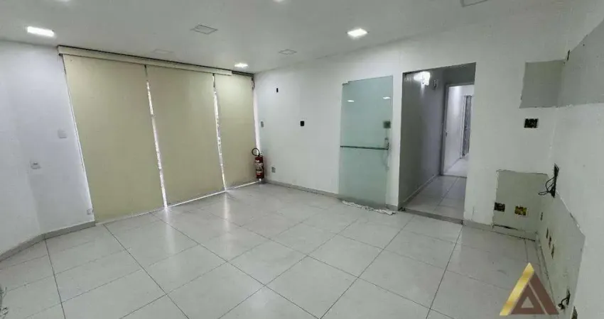 Casa à venda, 357 m² por R$ 3.180.000,00 - Campo Grande - Santos/SP