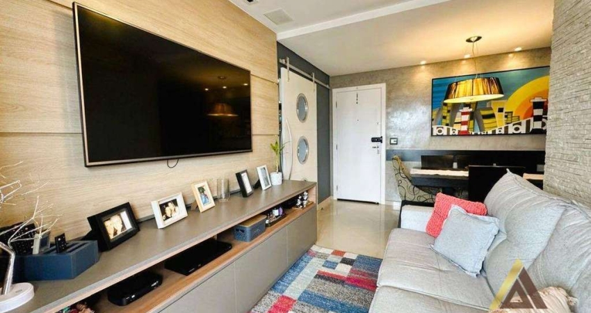 Apartamento com 2 dormitórios à venda, 68 m² por R$ 689.000,00 - Gonzaga - Santos/SP