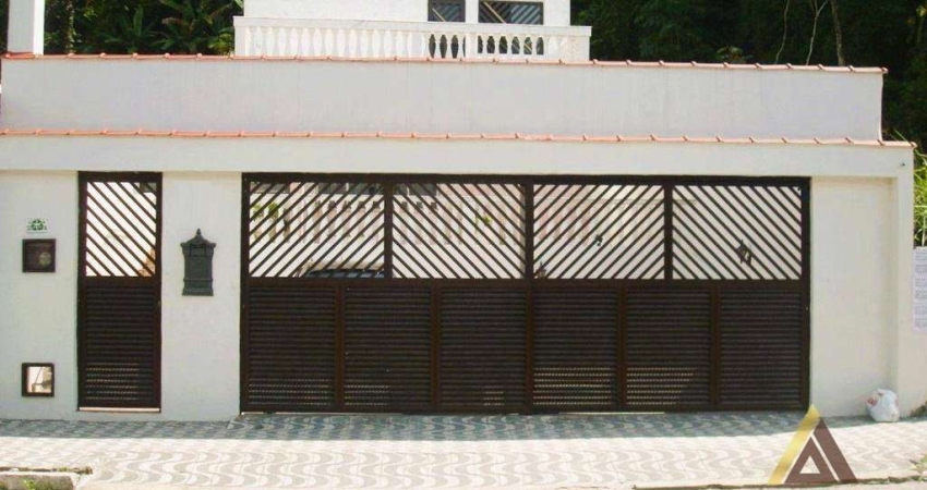 Sobrado com 4 dormitórios à venda, 307 m² por R$ 549.000,00 - Centro - São Vicente/SP