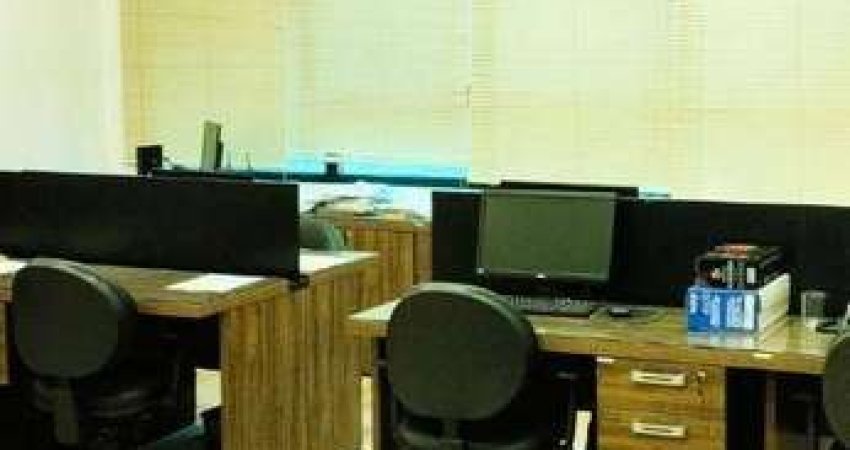 Sala Comercial Mobiliada 75m² com 02 banheiros - Centro de Santos ( R$ 3.500,00 / Pacote )