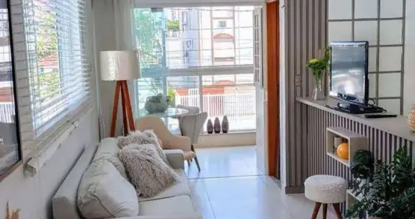 Casa Sobreposta Alta com 90 m² – 2 dormitórios (sendo 1 suíte) – à venda por R$ 869.000 Bairro: Embaré – Santos/SP