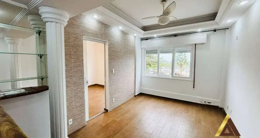 MARAVILHOSO APTO. FRENTE A PRAIA com 57m² ÚTEIS - REFORMADO - 01 SUÍTE - 02 BANHEIROS - COZINHA AMERICANA - 01 VAGA por R$ 429 MIL - EMBARÉ/CANAL 4