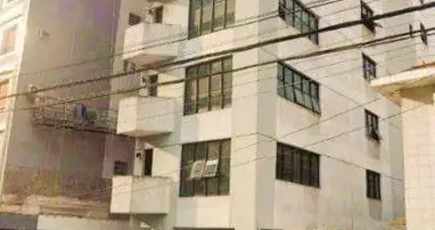 Prédio de 7 andares para venda ou locação no Boqueirão