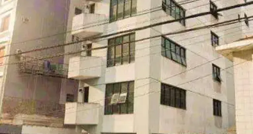 Prédio de 7 andares para venda ou locação no Boqueirão