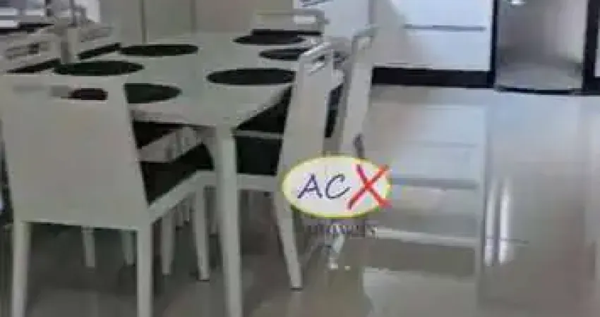 Sobrado com 3 dormitórios à venda, 130 m² por R$ 750.000,00 - Boqueirão - Curitiba/PR