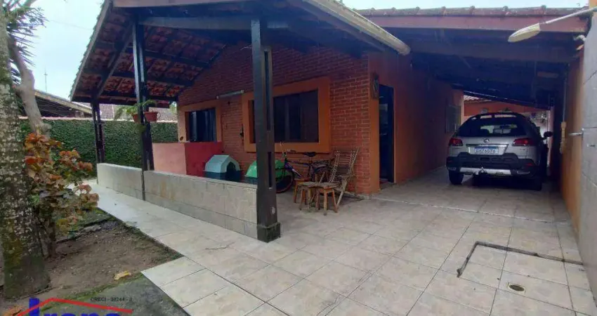 Casa com terreno de 481M² lado praia!