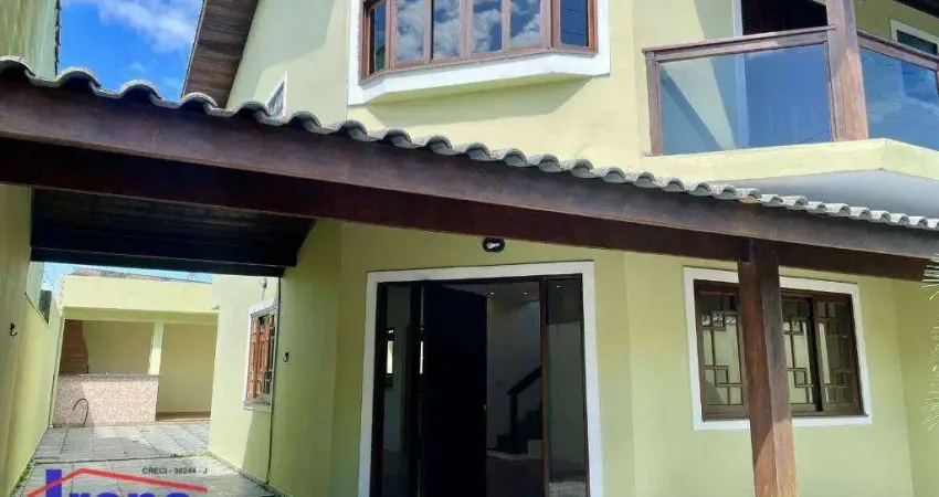 Sobrado com 4 dormitórios à venda, 194 m² por R$ 595.000,00 - Jardim Ivoty - Itanhaém/SP
