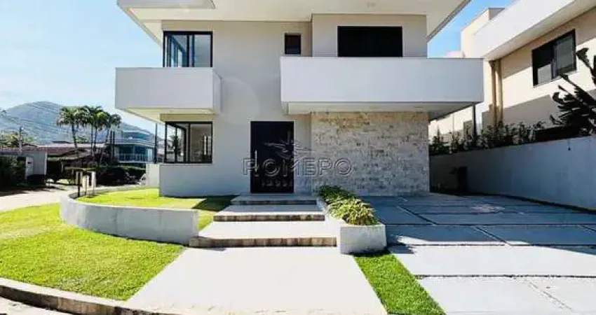 Casa de Condomínio com 4 dorms, Condomínio Lagoinha, Ubatuba - R$ 3.8 mi, Cod: 2362