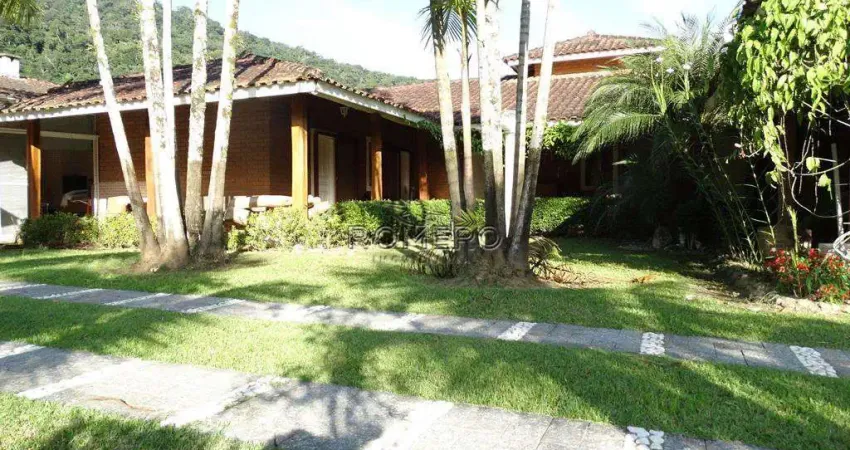 Casa de Condomínio com 5 dorms, Mar Verde II, Caraguatatuba - R$ 3 mi, Cod: 2195