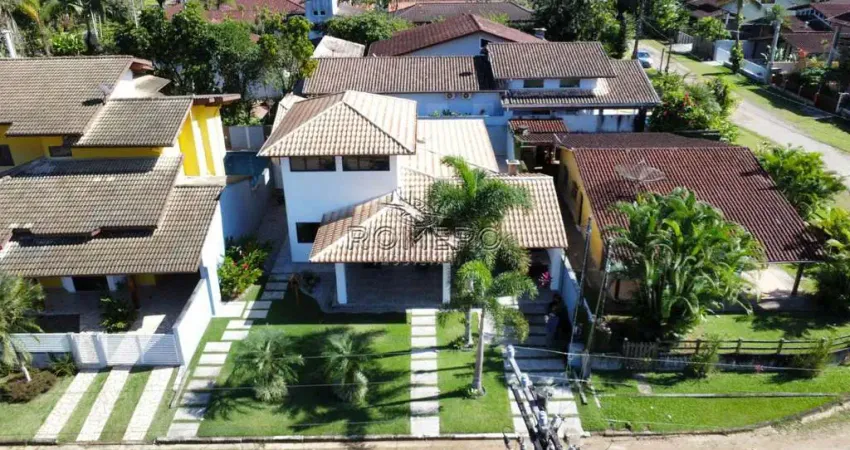 Casa de Condomínio com 5 quartos, Condomínio Lagoinha, Ubatuba - R$ 2.1 mi, Cod: 2648