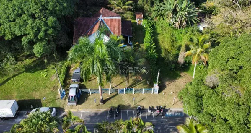 Casa com 5 quartos, Santa Rita, Ubatuba - R$ 1.5 mi, Cod: 2678