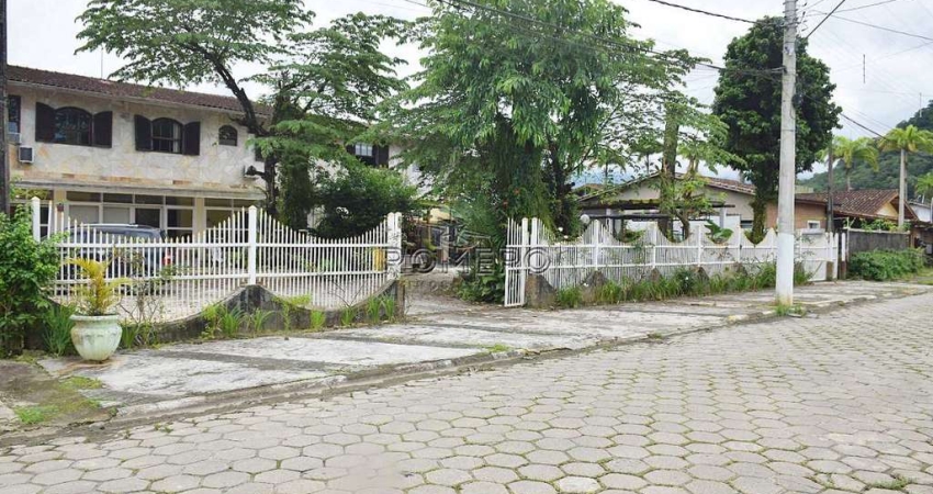 Casa com 9 quartos, Jardim Samambaia, Ubatuba - R$ 1.5 mi, Cod: 1678