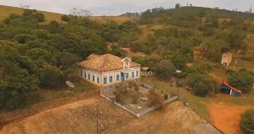 Fazenda centenária à venda em Morungaba-SP – patrimônio histórico, ampla área rural e excelente opo