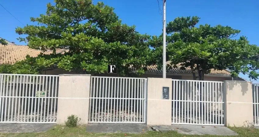 Casa perto do mar em Matinhos