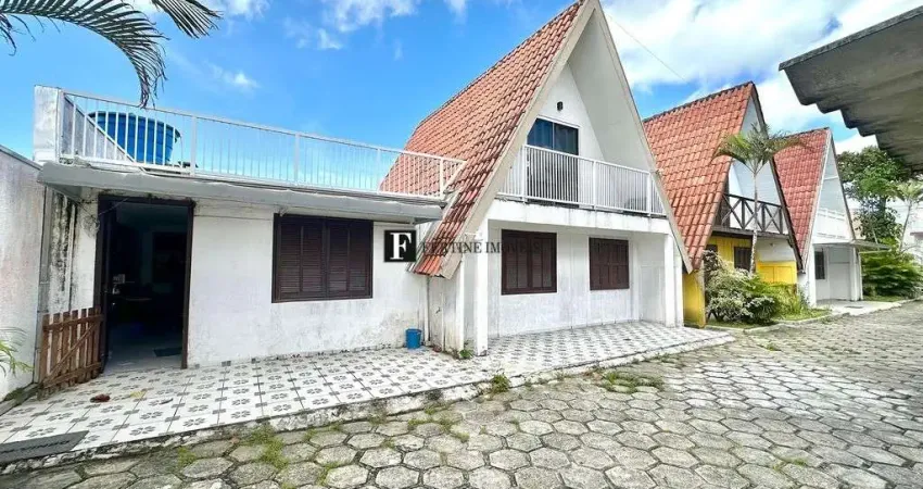 Casa com 4 quartos à venda na Avenida Paranaguá, Costa Azul, Matinhos