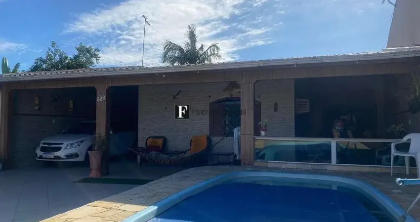Casa com Piscina em Praia de Leste