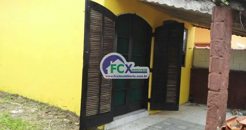 Casa para Venda em Itanhaém, Balneário Tupy, 2 dormitórios, 1 banheiro, 4 vagas