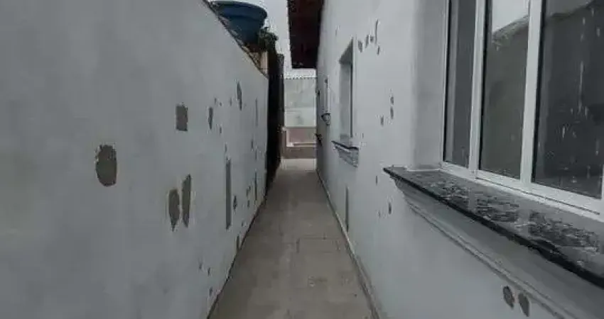 Casa para Venda em Mongaguá, Jardim Anchieta, 2 dormitórios, 1 suíte, 1 banheiro, 3 vagas
