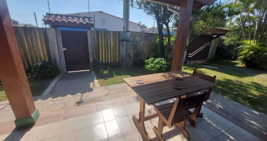 Casa para Venda em Itanhaém, Jardim Suarão, 4 dormitórios, 1 suíte, 2 banheiros, 10 vagas