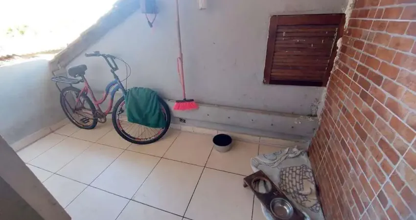 Casa para Venda em Itanhaém, Loty, 2 dormitórios, 1 suíte, 2 banheiros, 2 vagas