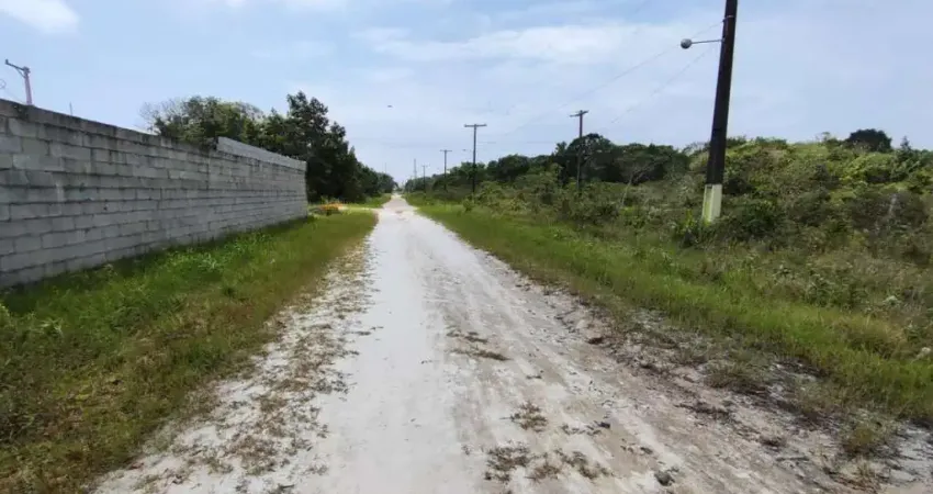 Terreno à venda no Jardim Regina, Itanhaém 