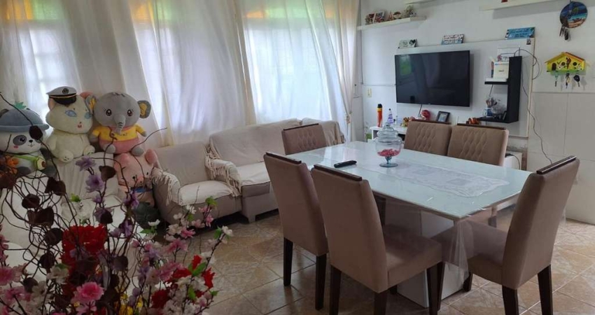 Casa para Venda em Itanhaém, Loty, 2 dormitórios, 1 suíte, 1 banheiro, 3 vagas