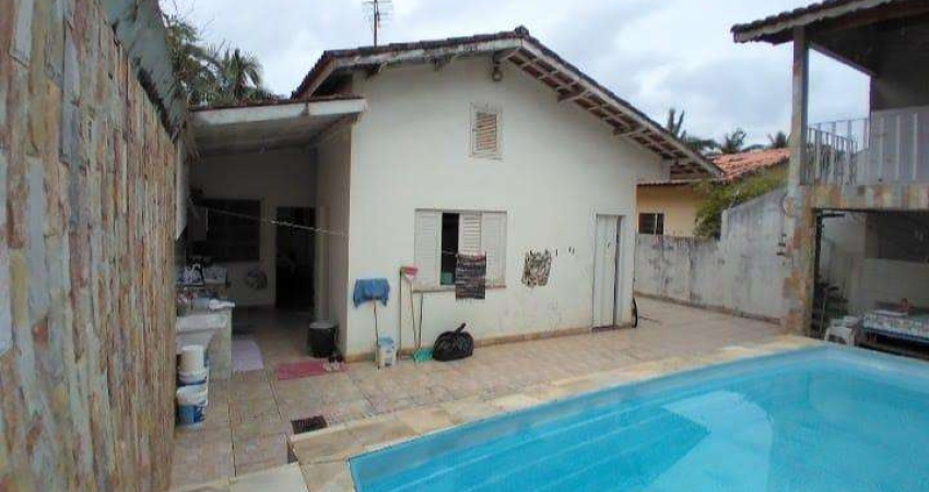 Casa para Venda em Itanhaém, Centro, 4 dormitórios, 2 suítes, 1 banheiro, 4 vagas