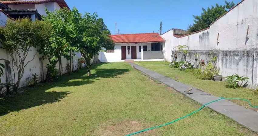 Casa para Venda em Itanhaém, Jardim Suarão, 3 dormitórios, 1 suíte, 1 banheiro, 4 vagas