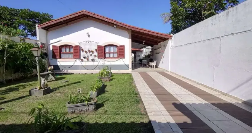 Casa para venda em itanhaém, jardim suarão, 3 dormitórios, 1 suíte, 1 banheiro, 4 vagas