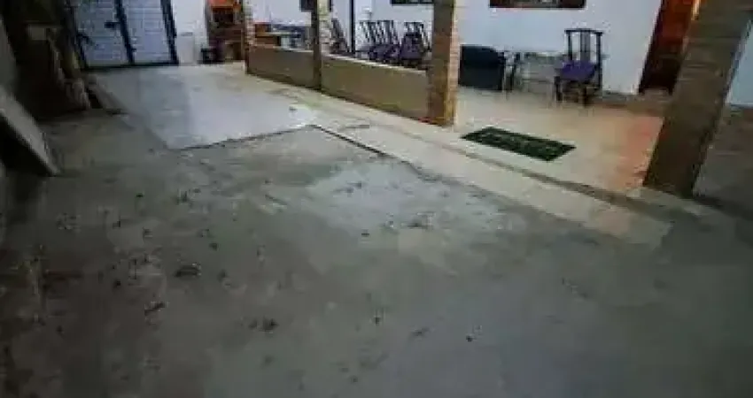 Chácara para Venda em Mongaguá, Agenor De Campos, 2 dormitórios, 1 suíte, 2 banheiros, 4 vagas