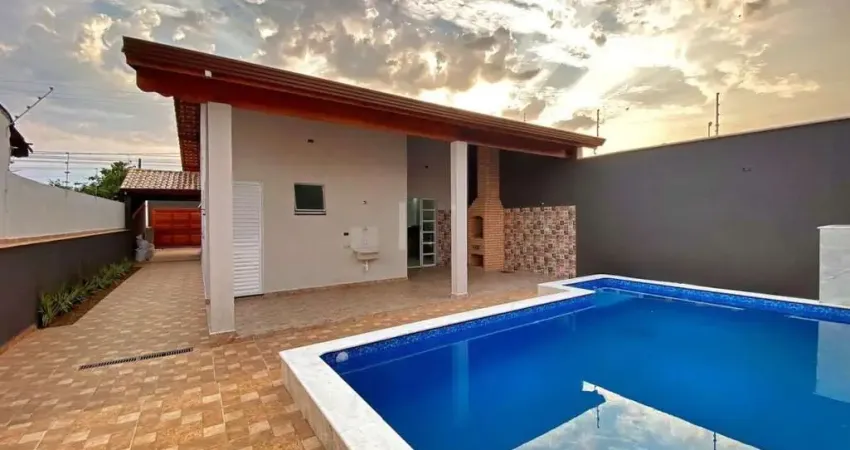 Casa para Venda em Itanhaém, Balneário Gaivotas, 3 dormitórios, 1 suíte, 1 banheiro, 3 vagas