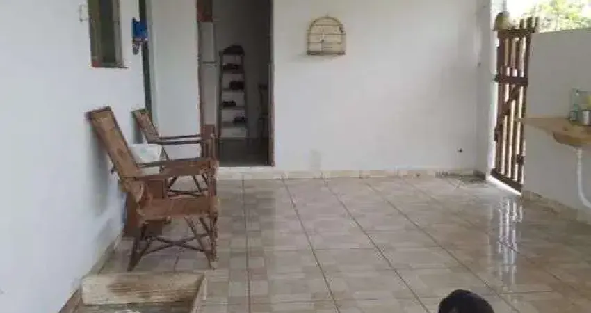 Casa para Venda em Itanhaém, Balneário Gaivotas, 1 dormitório, 1 banheiro, 3 vagas