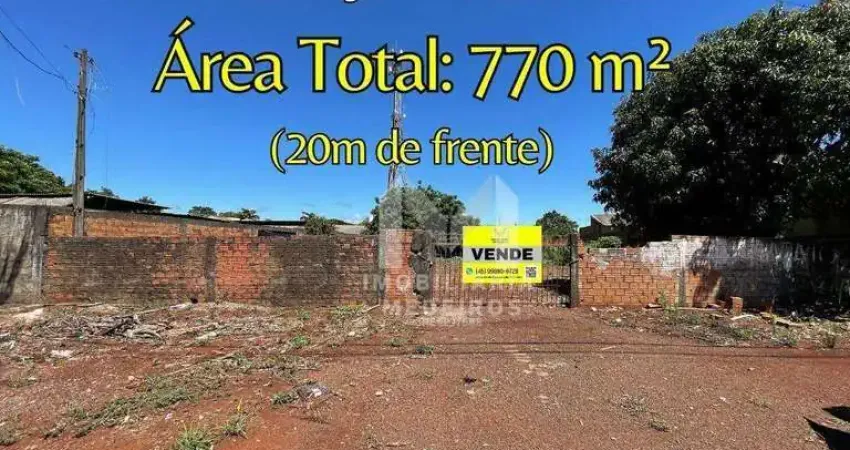 Terreno à venda, 770 m² por R$ 700.000,00 - Santos Dumont - Cascavel/PR