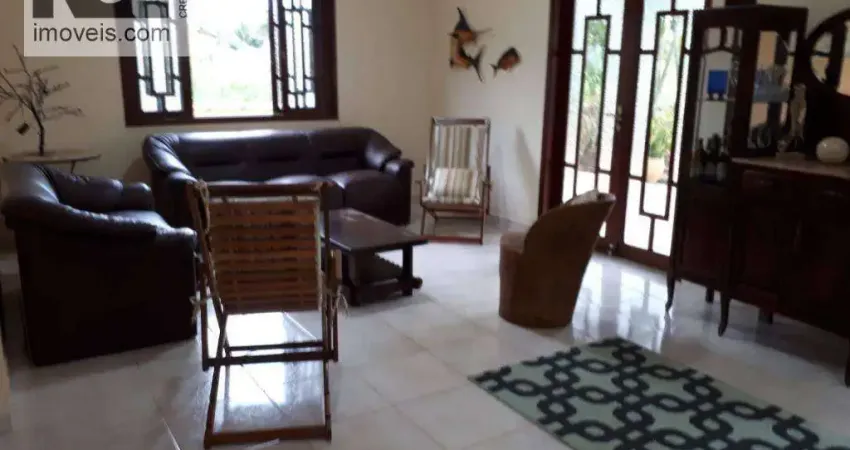 Sobrado com 5 dormitórios à venda, 350 m² por R$ 1.900.000,00 - Boracéia - Bertioga/SP