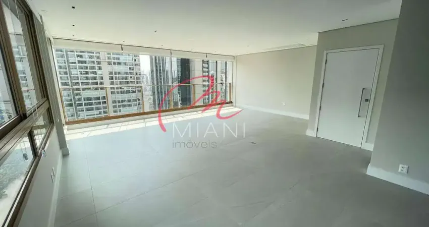 Apartamento para locação no itaim bibi com 147m², 3 quartos sendo 1 suíte e 2 vagas de garagem