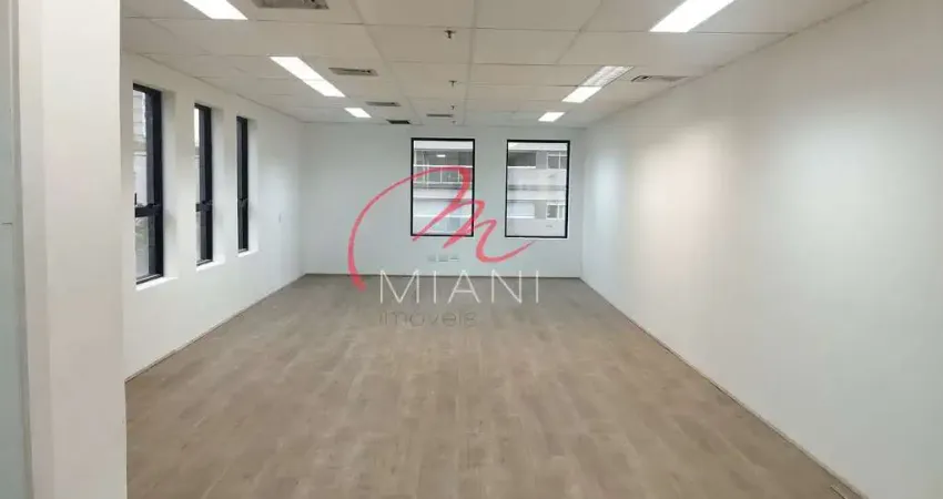 Sala para locação em pinheiros em 60m² e 1 vaga de garagem - à 700 metros até a estação de metrô fr