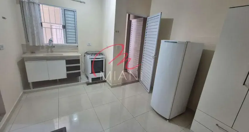 Kitnet para locação na vila universitária com 20m² e 1 suíte - próximo da usp