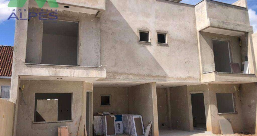 Sobrado com 3 dormitórios à venda, 120 m² por R$ 699.000,00 - Uberaba - Curitiba/PR