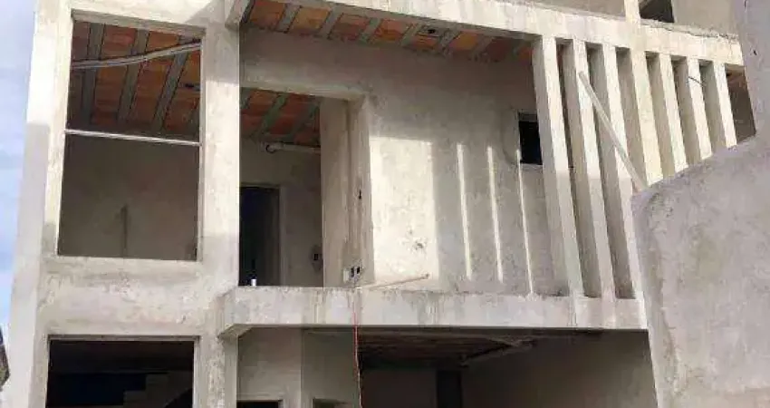 Sobrado com 3 dormitórios à venda, 138 m² por R$ 990.000,00 - Portão - Curitiba/PR