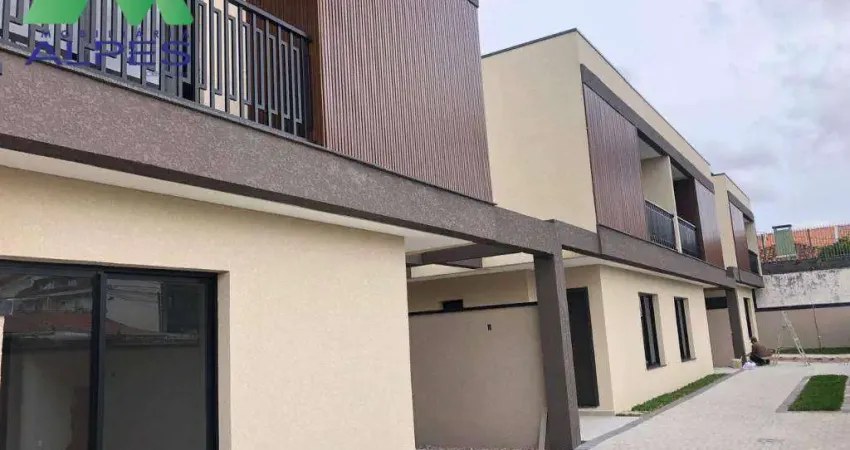Sobrado com 3 dormitórios à venda, 107 m² por R$ 650.000,00 - Boqueirão - Curitiba/PR