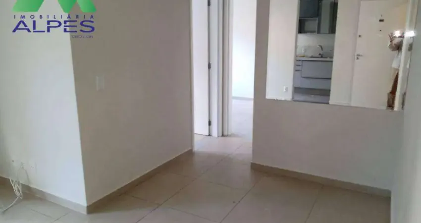 Desocupado semi  mobiliado sacada com churrasqueira face de sol norte